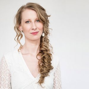 Braut Make up natürlich geschminkt Wien Hochzeitstfrisur geflochten